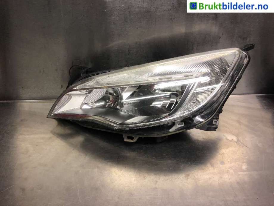 Frontlykt venstre halogen til Opel Astra J 2010-2015  (OPEL||13 253 650 LH)