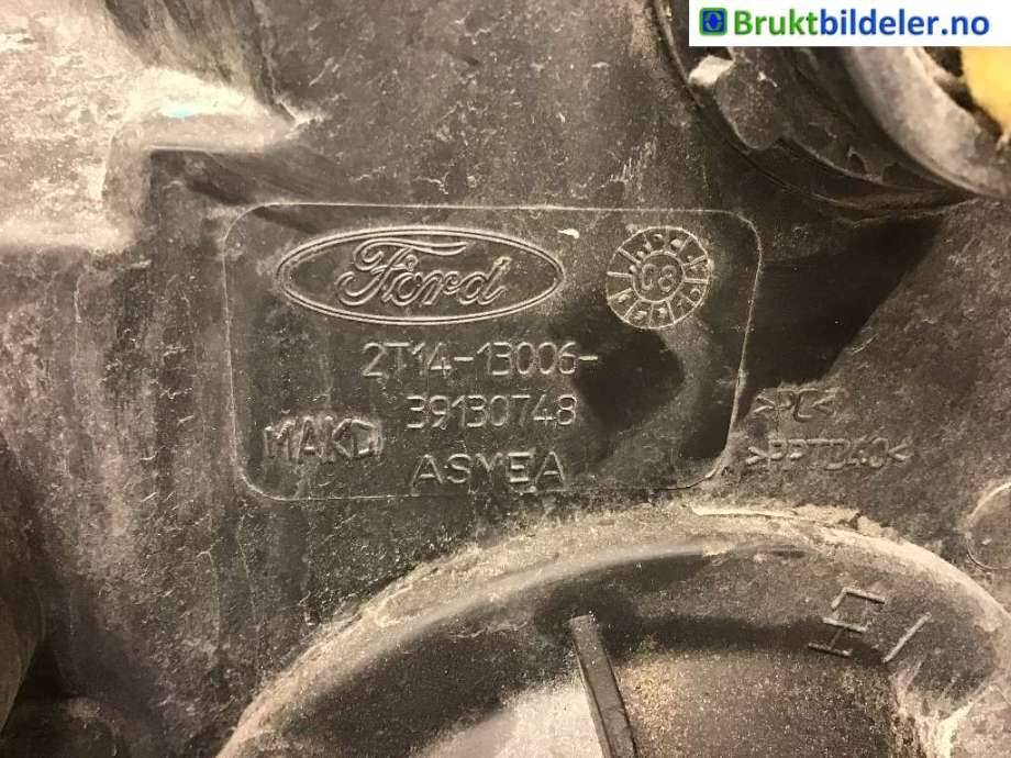 Frontlykt høyre halogen til Ford Transit Connect 2003-2009 (Type I, Fase 1) (FORD|2T14-13006-AG|039130999|)