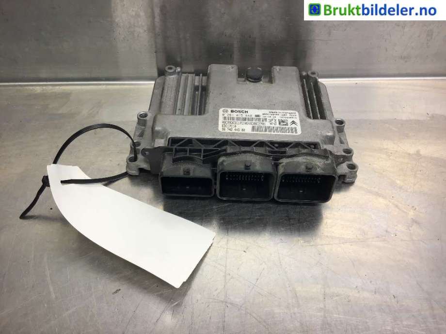 Styreenhet motor til Citroën DS3 2010-2019  (CITROEN|0281015848||9674244680)