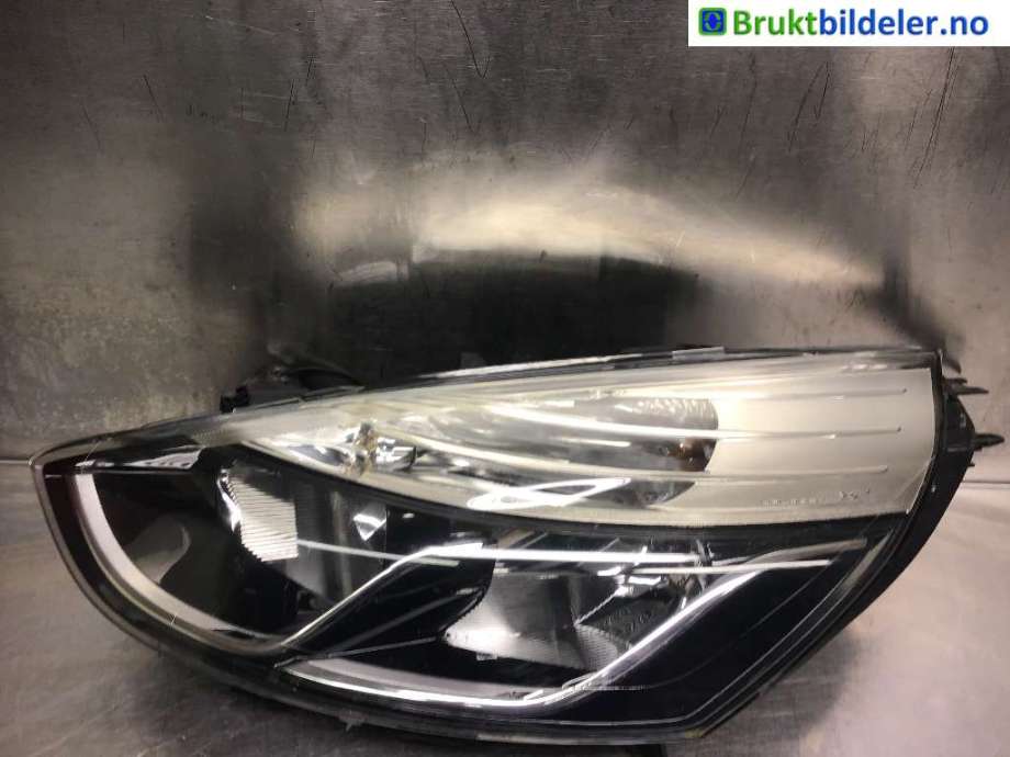 Frontlykt venstre halogen til Renault Clio 2012-2016 (Type IV, Fase 1)  (RENAULT|26060185R||01034099900010)