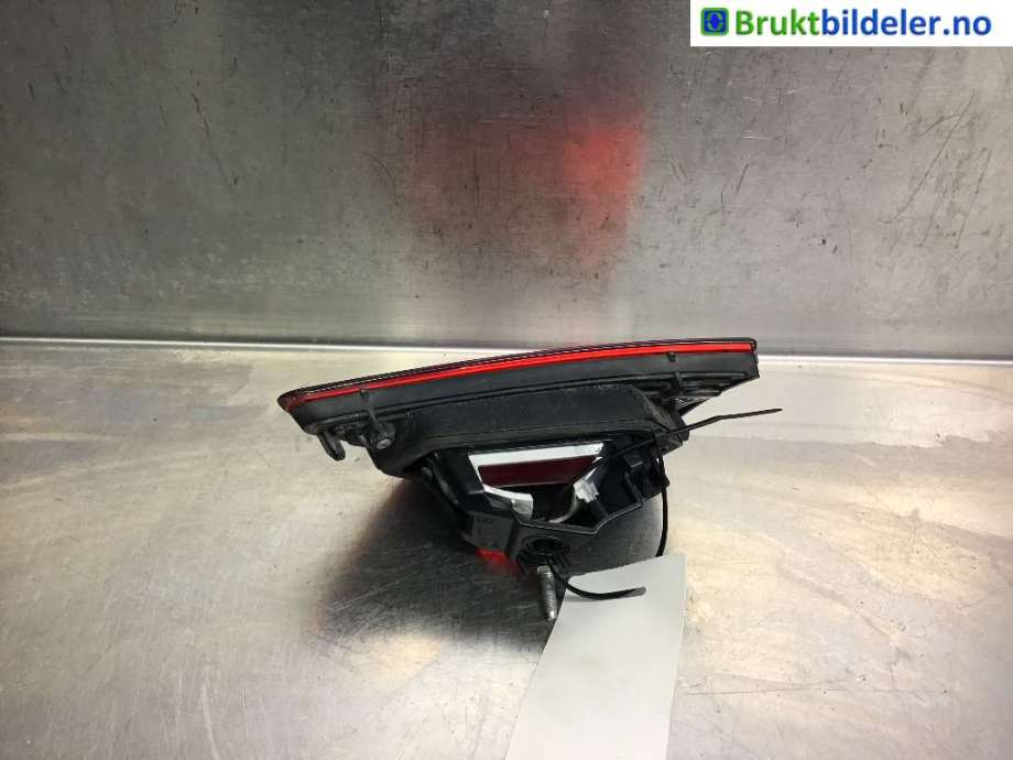 Baklykt venstre indre til Renault Clio 2012-2016 (Type IV, Fase 1)  (RENAULT|265552424R|)