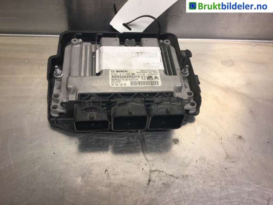 Styreenhet motor til Peugeot 208 2012-2019 (Type I) (PEUGEOT||0 281 018 228)