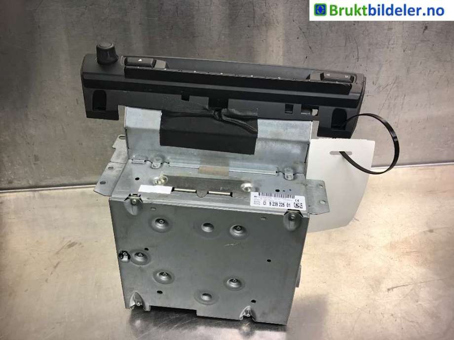 Bilstereo til BMW X5 2007-2013 (E70) (E70) (BMW|9 239 225 -01|)