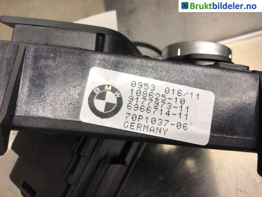 Bryter start/stopp til BMW X5 2007-2013 (E70) (E70) (BMW|9 177 973|)