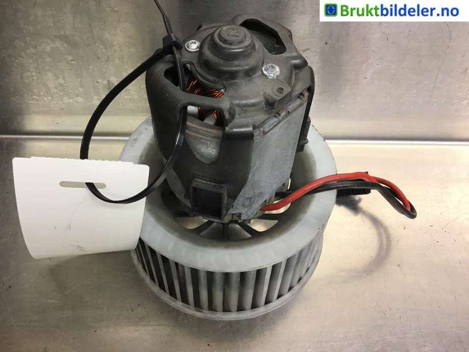 Varmeapparat motor til BMW 5-Serie, 2010-2017 (F10/F11) (F10/F11) (BMW|64 11 9 242 607)