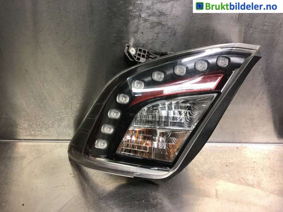 Baklykt høyre til Toyota Yaris 2012-2014 (Type III, Fase 1)  (TOYOTA|81551 0D390|)