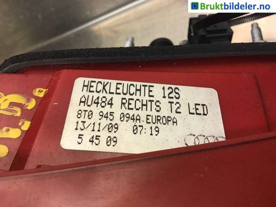Baklykt høyre indre til Audi A5 2007-2016 (Type I) (AUDI|8T0 945 094 A|)