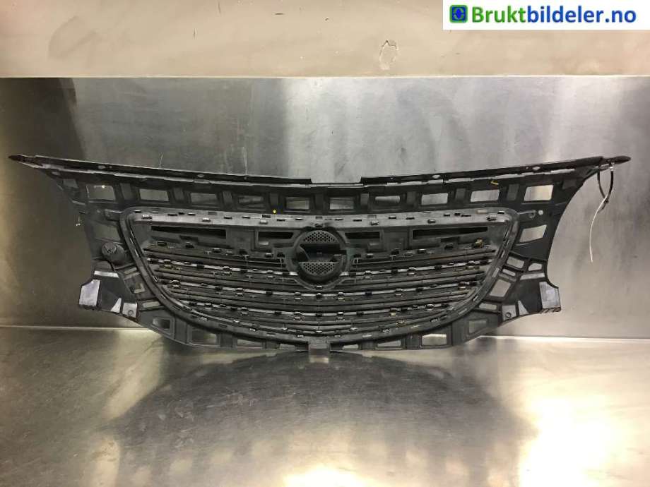Grill til Opel Insignia A 2009-2014  (OPEL|13269802|13268730|)