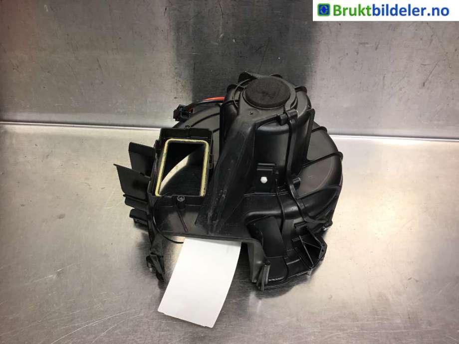 Varmeapparat motor til BMW 5-Serie, 2010-2017 (F10/F11) (F10/F11) (BMW|64 11 9 242 607)