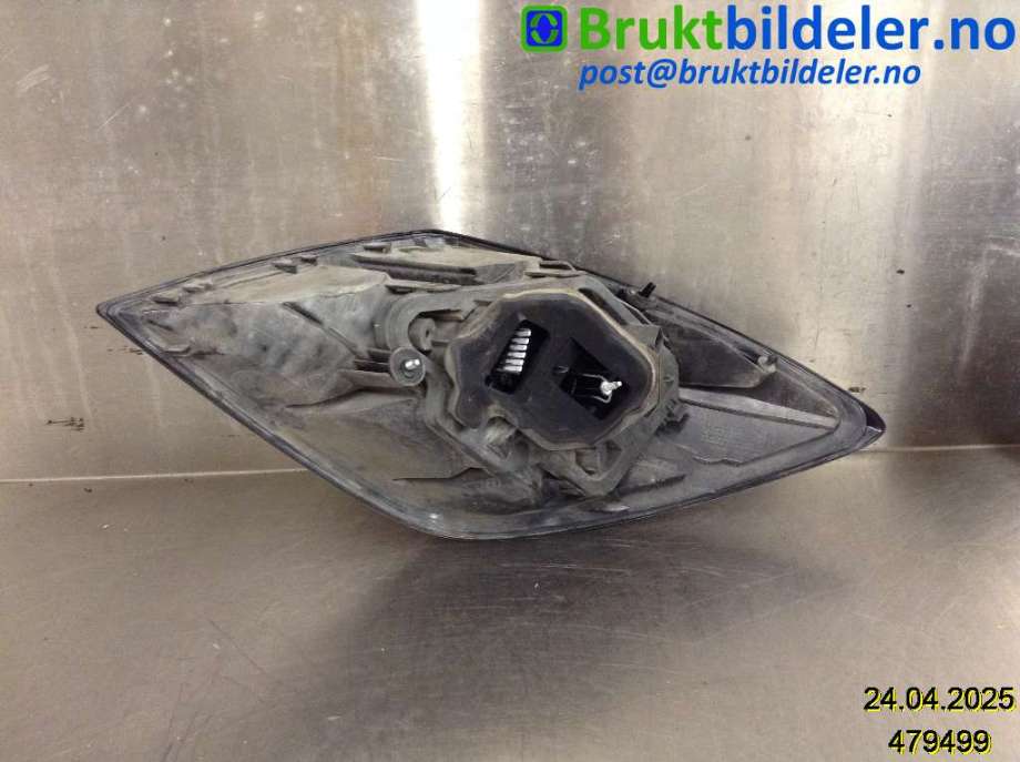 Baklykt venstre til Opel Astra H 2004-2009  (OPEL|93183055|)