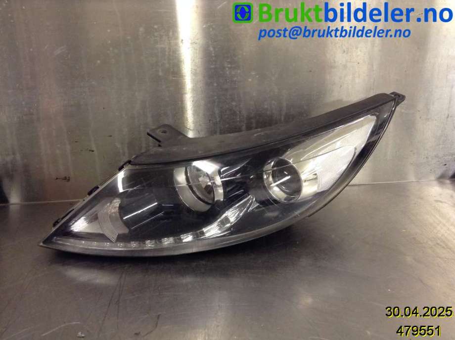 Frontlykt venstre xenon til Kia Sportage, 2010-2016 (Type III) (KIA|92101-3U111)