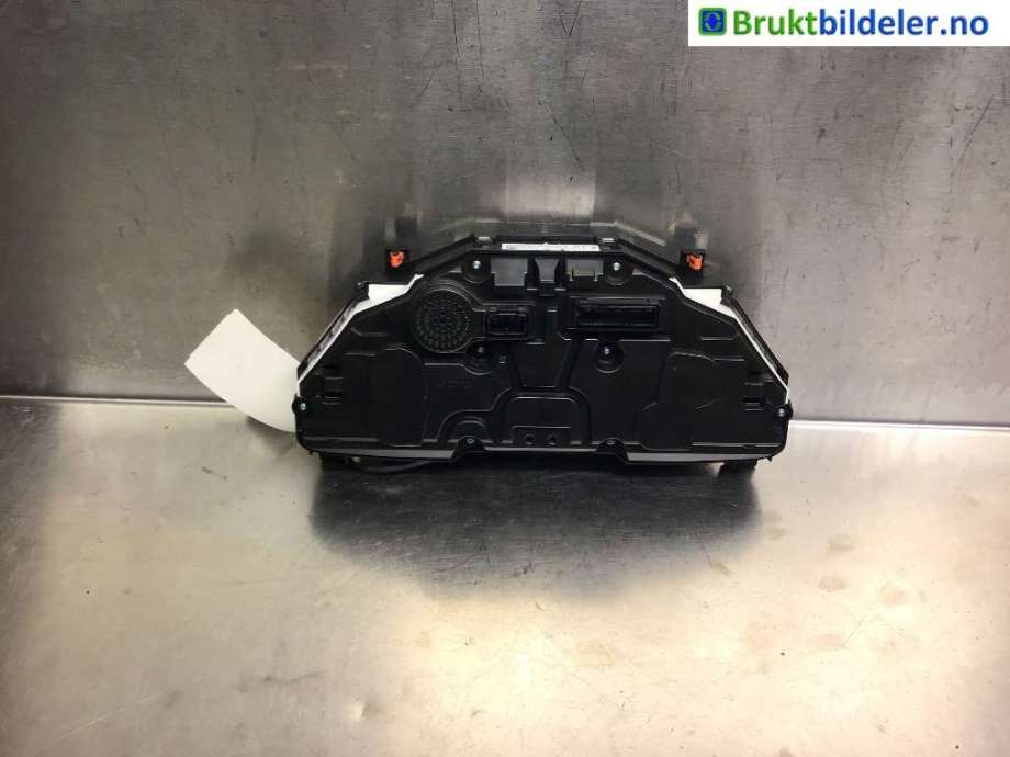 Instrumentpanel til Toyota C-HR 2016-->>  (TOYOTA|83800F4031|A2C38980500|83800-F4031)