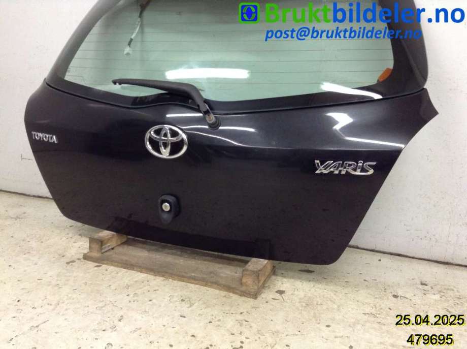 Bakluke combi til Toyota Yaris 2006-2009 (Type II, Fase 1) (TOYOTA|67005 0D030||670050D160)