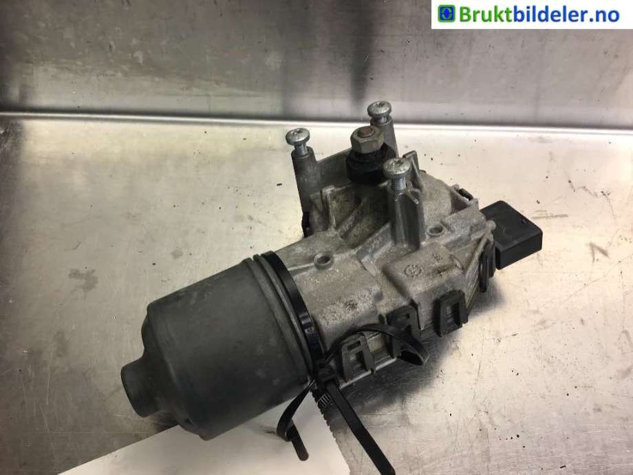 Viskermotor frontrute til Ford Kuga 2008-2012 (Type I)  (FORD|8V41-17508-AA|0 390 241 696|)