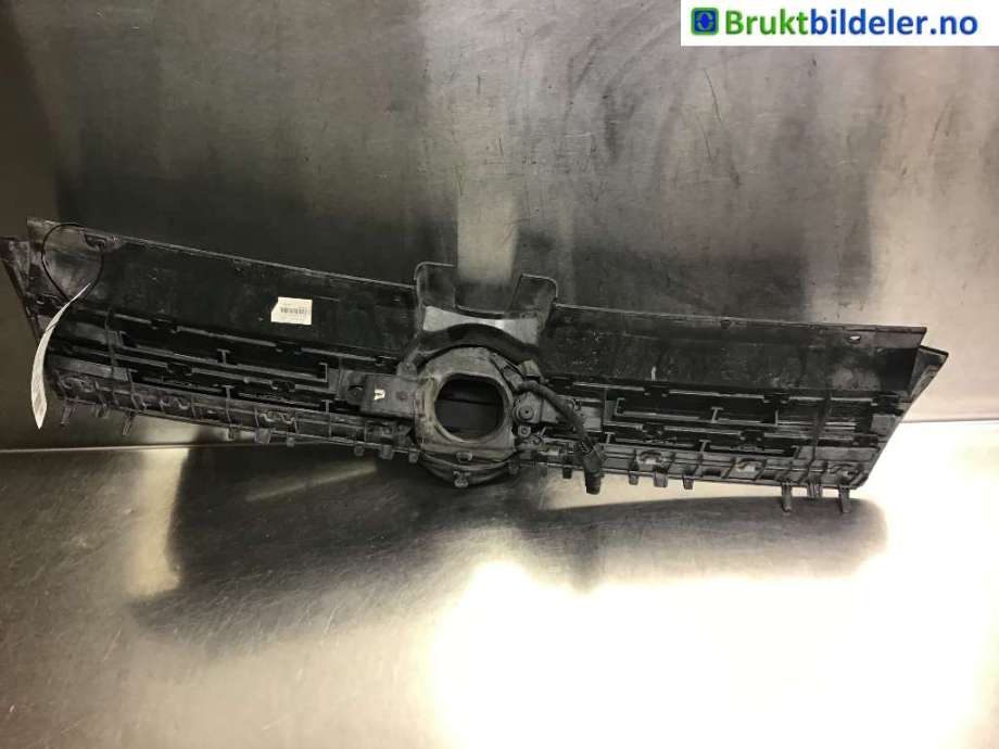 Grill til VW e-Golf 2014-2017 (Fase 1) (VOLKSWAGEN|5GE 853 651 F|)