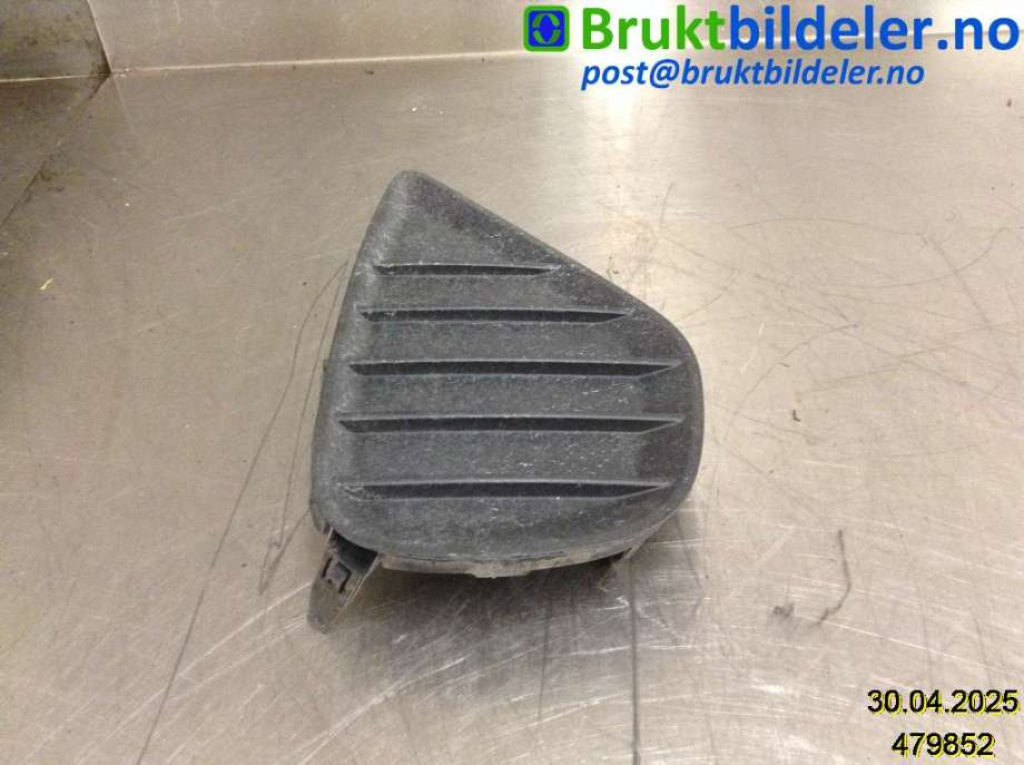 Frontlyktehus til Toyota Yaris, 2014-2020 (Type III, Fase 2)  (TOYOTA|814810D250)