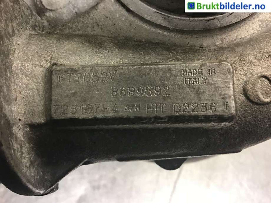 Turbo til Volvo XC90 2002-2006 (Type I, Fase 1) (VOLVO|8689592|)