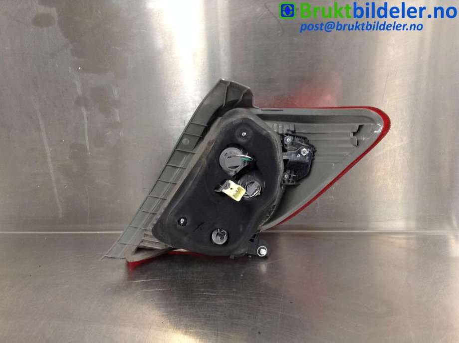 Baklykt venstre til Toyota Yaris 2012-2014 (Type III, Fase 1) (TOYOTA|)