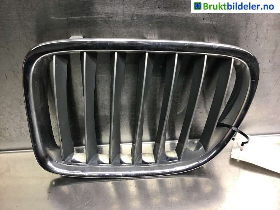 Grill til BMW X1, 2009-2015 (E84) (E84) (BMW|51 11 2 993 307)