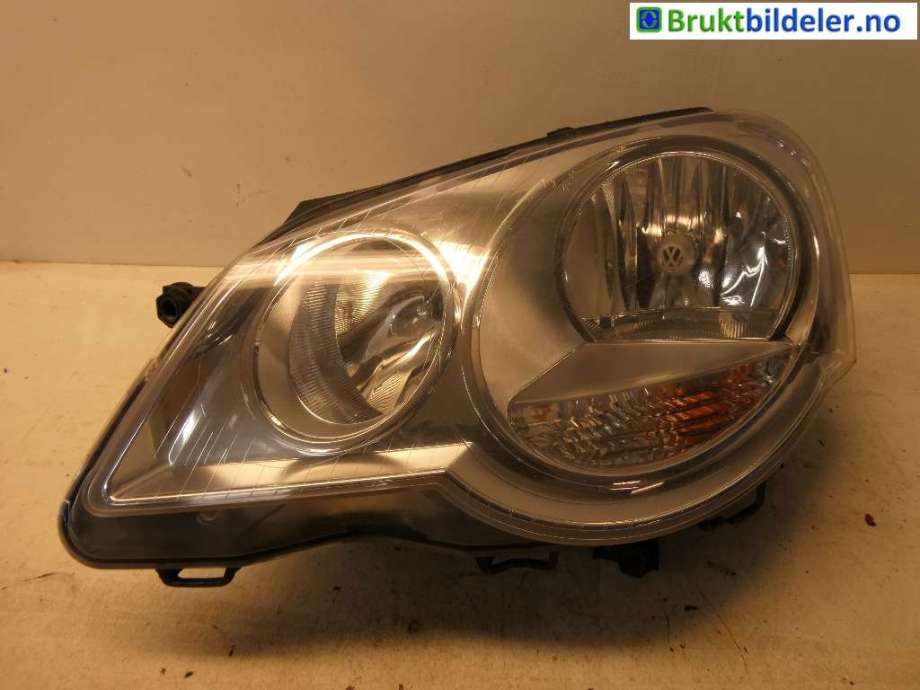 Frontlykt venstre halogen til VW Polo, 2005-2009 (Type IV, Fase 2)  (VOLKSWAGEN|6Q1 941 007 AN)
