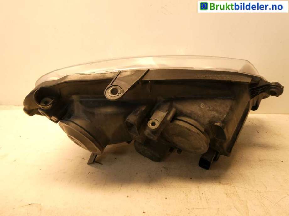 Frontlykt venstre halogen til VW Polo 2005-2009 (Type IV, Fase 2)  (VOLKSWAGEN|6Q1 941 007 AN|1EE247019-01|)