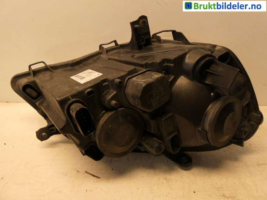 Frontlykt venstre halogen til VW Polo 2005-2009 (Type IV, Fase 2)  (VOLKSWAGEN|6Q1 941 007 AN|1EE247019-01|)