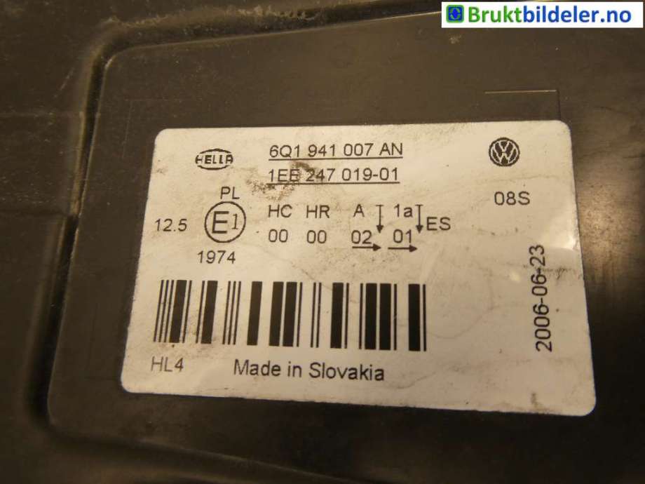Frontlykt venstre halogen til VW Polo 2005-2009 (Type IV, Fase 2)  (VOLKSWAGEN|6Q1 941 007 AN|1EE247019-01|)