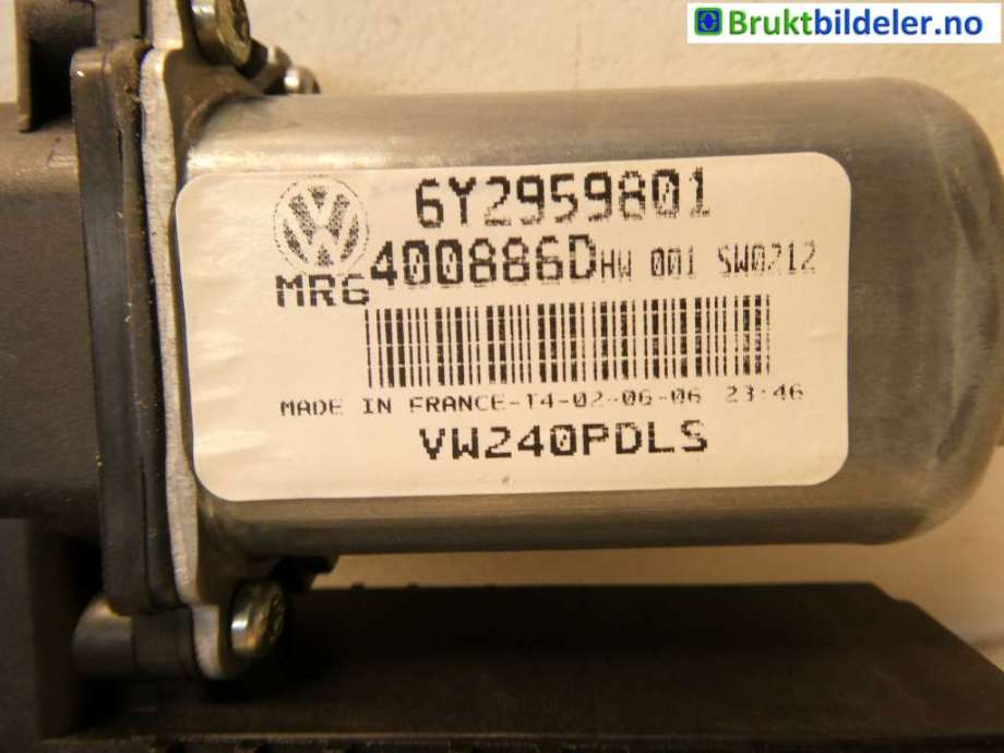 Ruteheis høyre foran til VW Polo 2005-2009 (Type IV, Fase 2)  (VOLKSWAGEN|6Y2959801|400886D|6Y2 959 801)