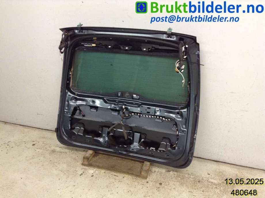 Bakluke til Škoda Yeti 2014-2017 (Fase 2) (SKODA|5L6 827 025 G||5L6 827 025 H)