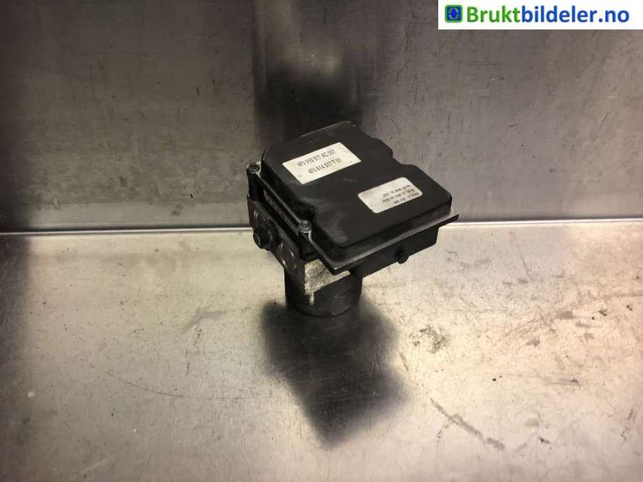 ABS sentral til Audi A6 2005-2008 (Type III, Fase 1) (C6) (C6) (AUDI|4F0 614 517 AC|0 265 235 100|4F0 614 517 T)
