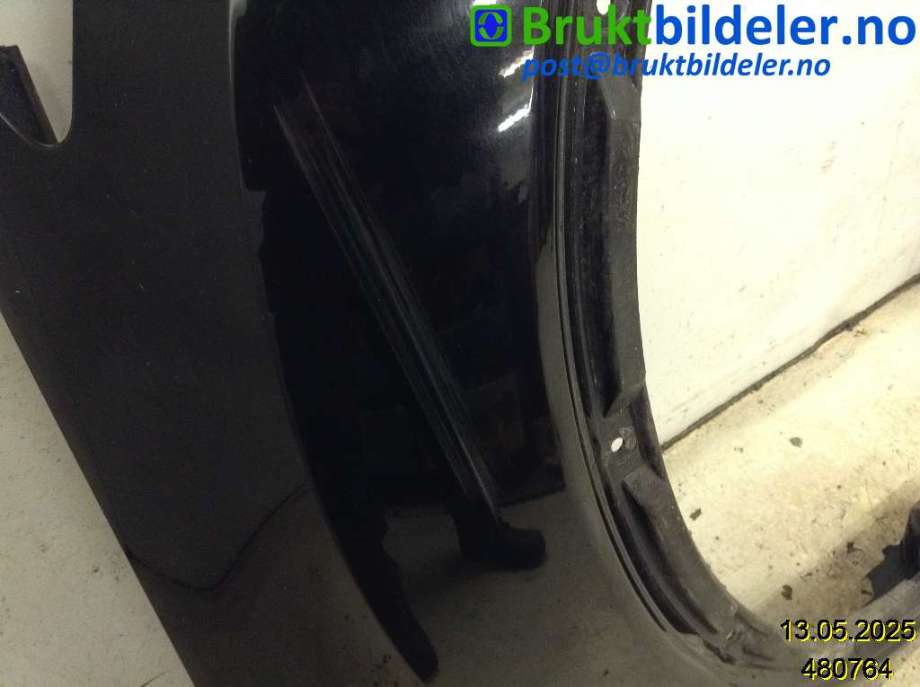 Skjerm høyre foran til Ford Kuga 2008-2012 (Type I)  (FORD|1633114|)