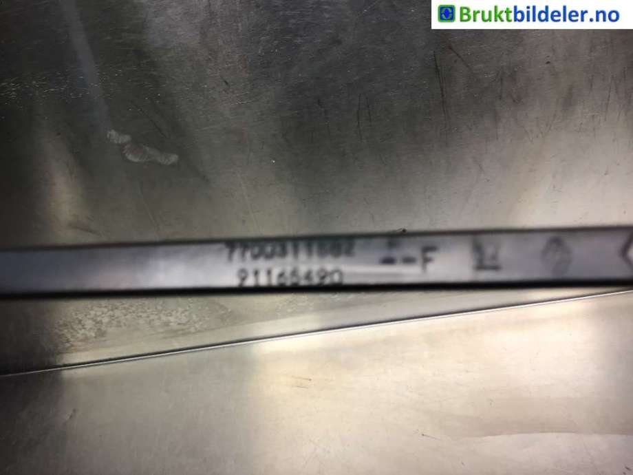 Viskerarmer frontrute til Opel Vivaro A 2006-2014  (OPEL|8200696499|)