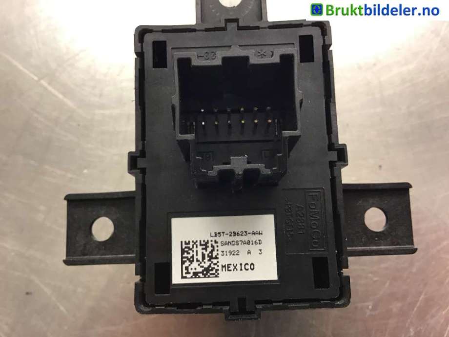 Bryter elektrisk håndbrekk/parkbrems til Ford Kuga 2019-->> (Type III)  (FORD|LB5T-2B623-AAW|)