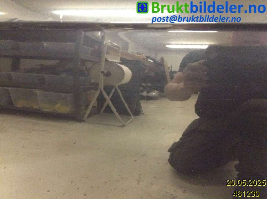 Dør høyre foran til Audi A4, Allroad 2009-2016 (Type I) (B8) (B8) (AUDI|8K0 831 052 J|)