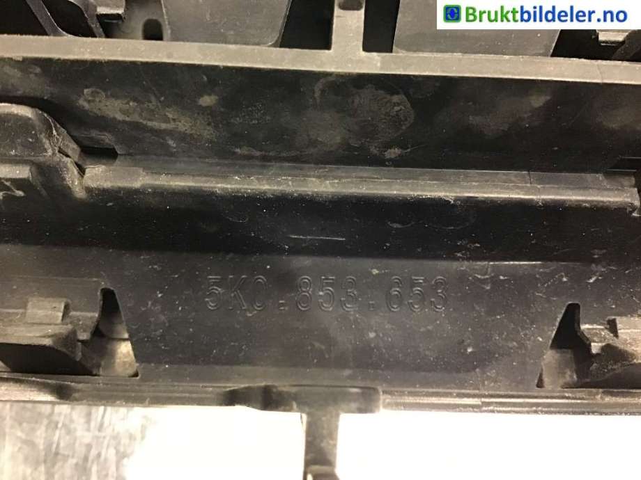 Grill til VW Golf VI 2008-2012 (VOLKSWAGEN|5K0 853 653|)