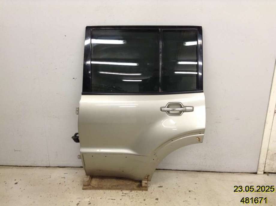 Dør venstre bak til Mitsubishi Pajero, 2000-2006 (Type III)  (MITSUBISHI|MN150367)