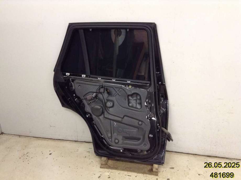 Dør venstre bak til BMW X5 2007-2013 (E70) (E70) (BMW|41 52 7 261 481|)