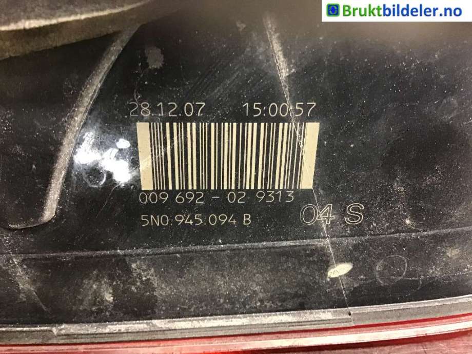 Baklykt høyre indre til VW Tiguan 2007-2011 (Type I, Fase 1) (VOLKSWAGEN|5N0 945 094 B|)