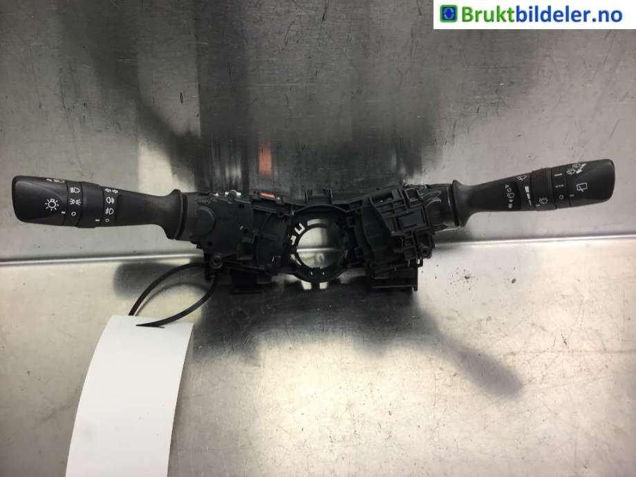 Bryter combi til Toyota Auris, 2013-2015 (Type II, Fase 1) (TOYOTA|02730 17F850)