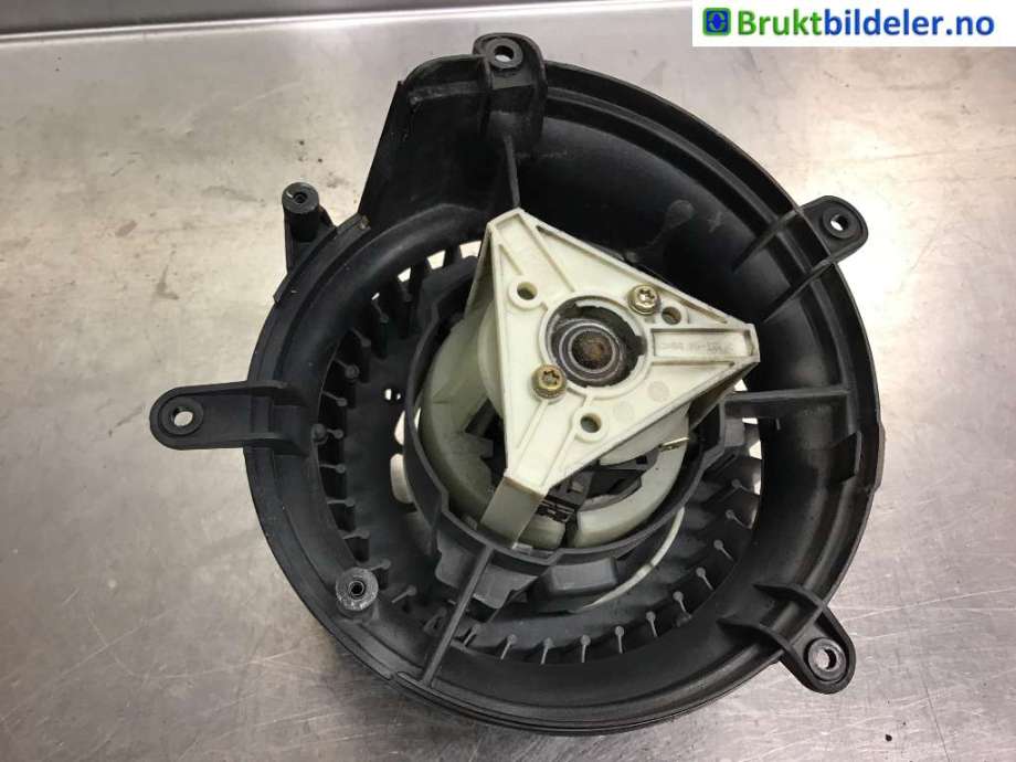 Varmeapparat motor til Mercedes CLK 1997-2002 (C208) (C208) (MERCEDES|A 202 820 93 42|)