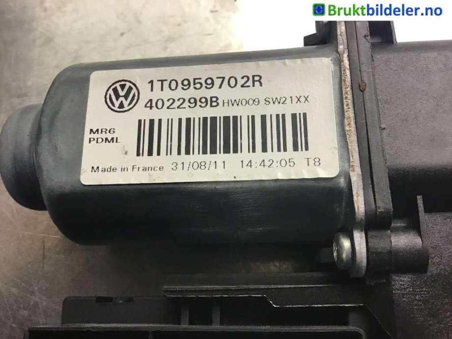 Ruteheis høyre foran til VW Touran, 2010-2015 (Type I, Fase 3)  (VOLKSWAGEN|1T0 959 702 R)