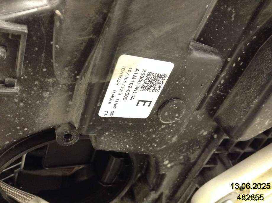 Frontlykt venstre halogen til Nissan Leaf 2011-2017 (Type I)  (NISSAN|260603NL5A|A1M192-0000|)