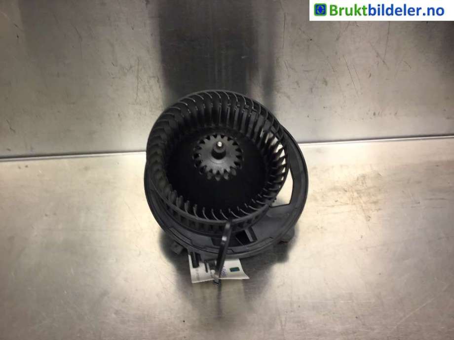 Varmeapparat motor til VW Tiguan, 2016-2020 (Type II, Fase 1)  (VOLKSWAGEN|3Q1 819 021 C)
