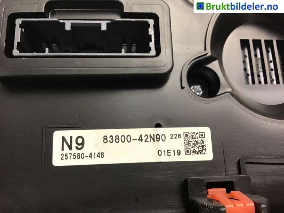 Instrumentpanel til Toyota RAV4 2019-->> (Type V)  (TOYOTA|83800-42N90|)