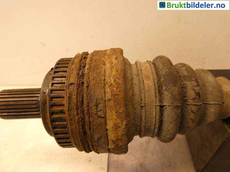Drivaksel venstre bak til BMW 3-Serie 1998-2005 (E46) (E46) (BMW|33 21 1 229 591|)