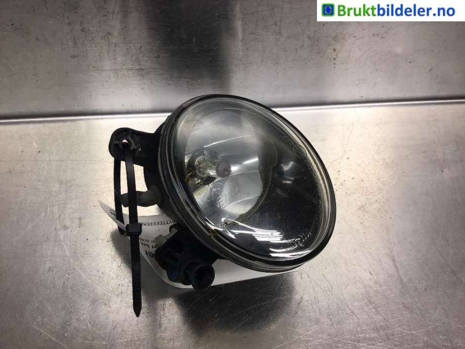 Tåkelykt høyre foran til Audi A4, Allroad, 2009-2016 (Type I) (B8) (B8) (AUDI|8T0 941 700 B)