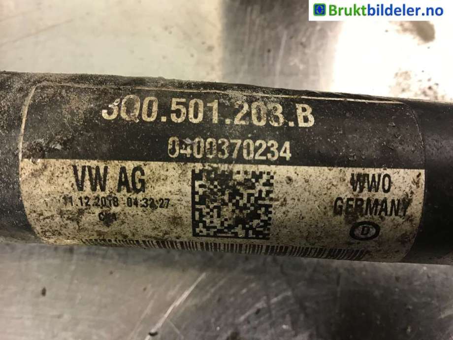 Drivaksel venstre bak til VW Tiguan, 2016-2020 (Type II, Fase 1)  (VOLKSWAGEN|3Q0 501 203 B)