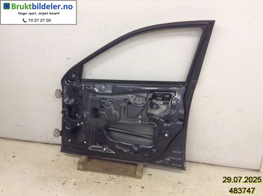 Dør høyre foran til Subaru Legacy 2009-2015 (SUBARU|60009AJ0209P|)