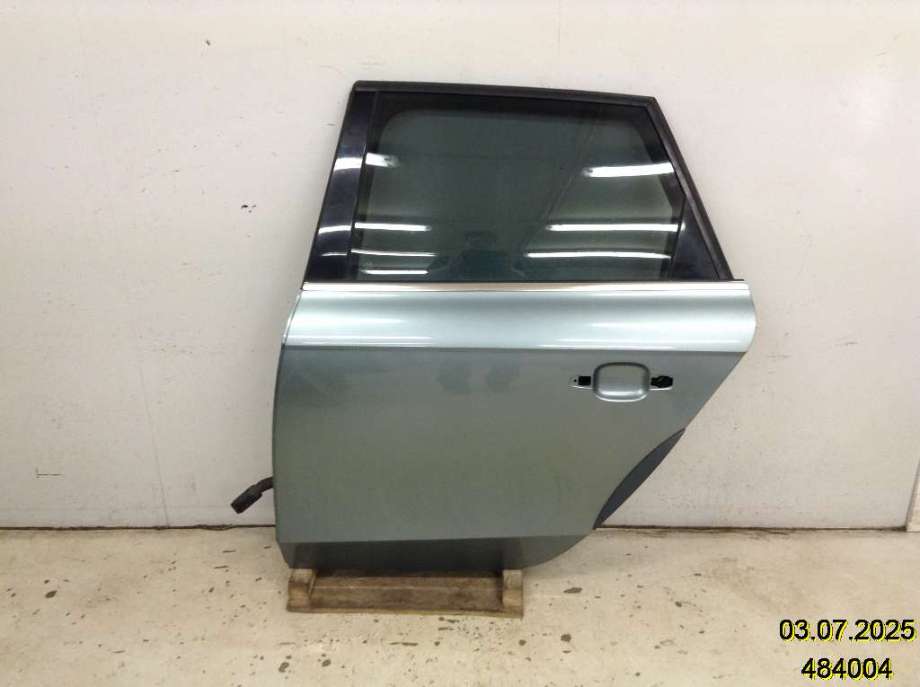 Dør venstre bak til Audi A4, Allroad, 2009-2016 (Type I) (B8) (B8) (AUDI|8K9 833 051 D)