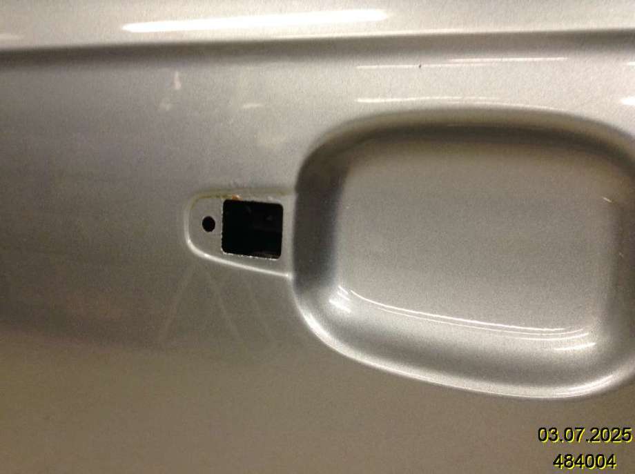Dør venstre bak til Audi A4, Allroad 2009-2016 (Type I) (B8) (B8) (AUDI|8K9 833 051 D|)